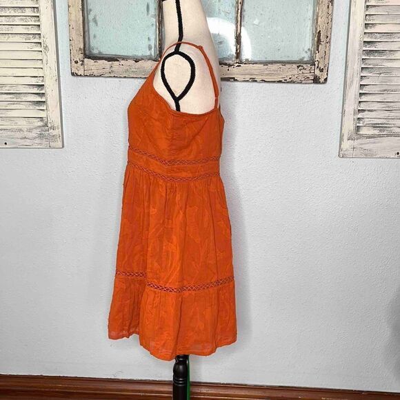 Adorable NWT Rustic Style Dress by Pretty Little Thing - Picture 3 of 12